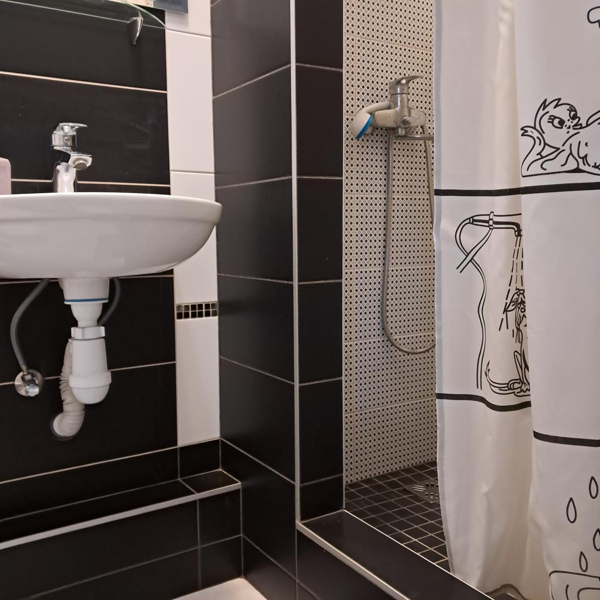 Apartment On Tytova 8 Dnipro Eksteriør bilde